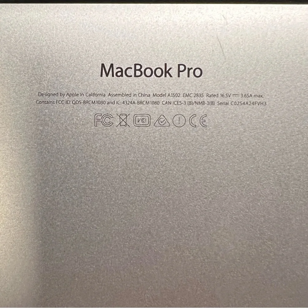 MACBOOK PRO 2015 EDITION - used lightly once in a while